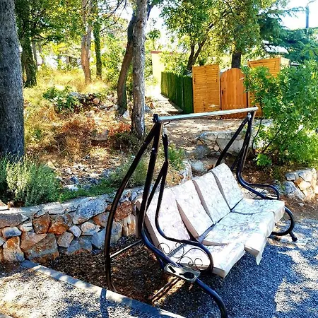 Hotel Auto Kamp Punta Povile *