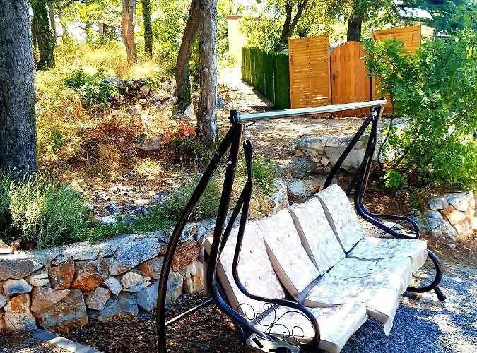 Hotel Auto Kamp Punta Povile *